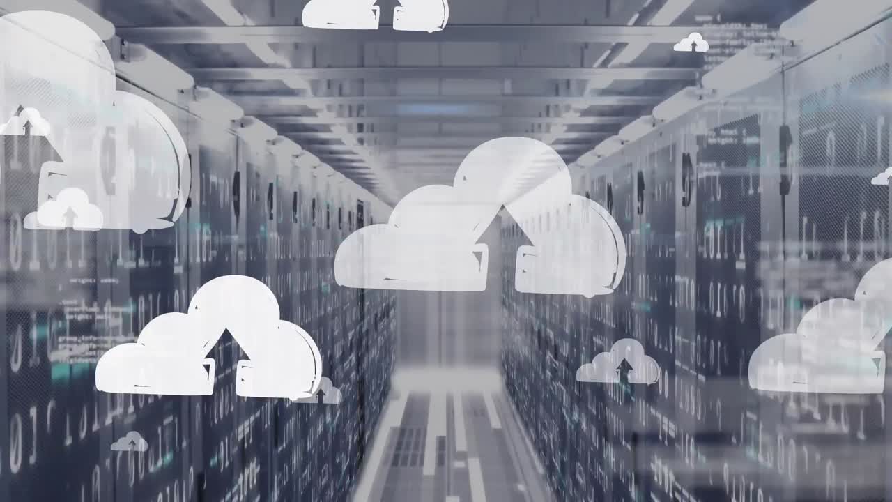 animación de iconos de carga en la nube flotando sobre el procesamiento de datos y cuadrados de mosaico contra la sala del servidor