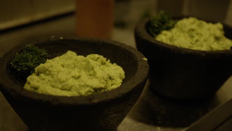 Guacamole,-a-gourmet-delight,-presented-with-artistry-and-finesse-by-a-skilled-chef