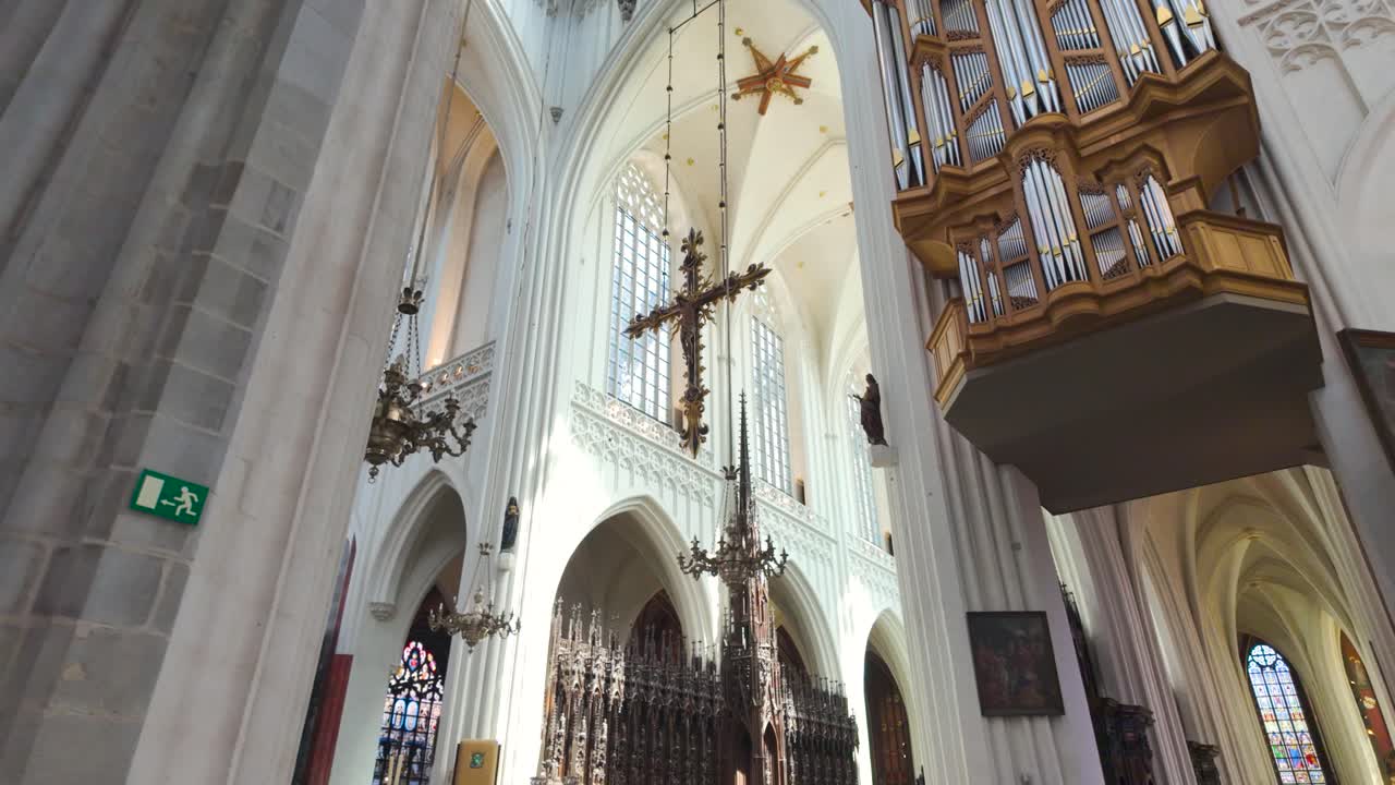 유럽 의 대성당 내부