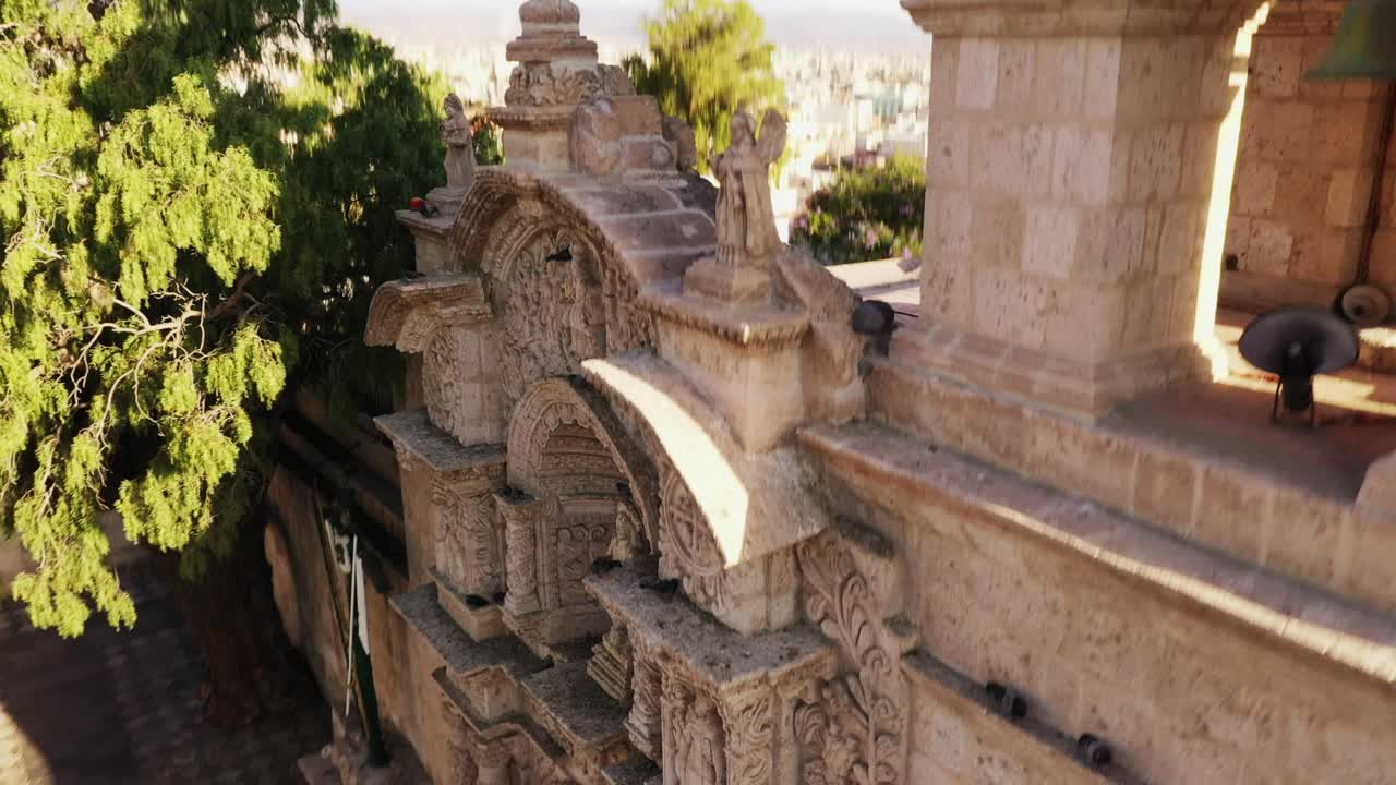 entrada de la catedral de arequipa escalar más alto drone