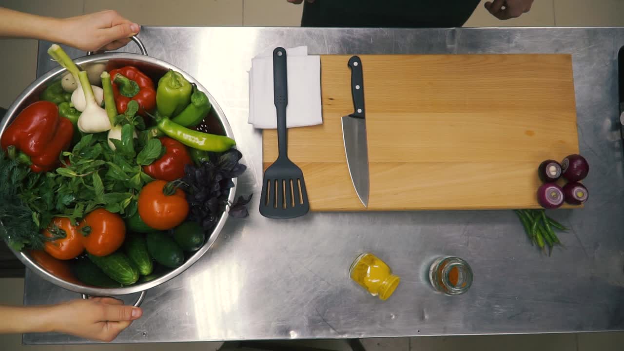 preparación de verduras para cocinar