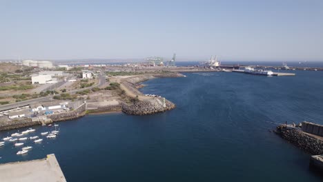 puerto logístico internacional en sines, portugal, retroceso aéreo, espacio de copia