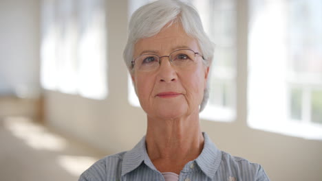 Portrait-of-a-serious-senior-woman-looking