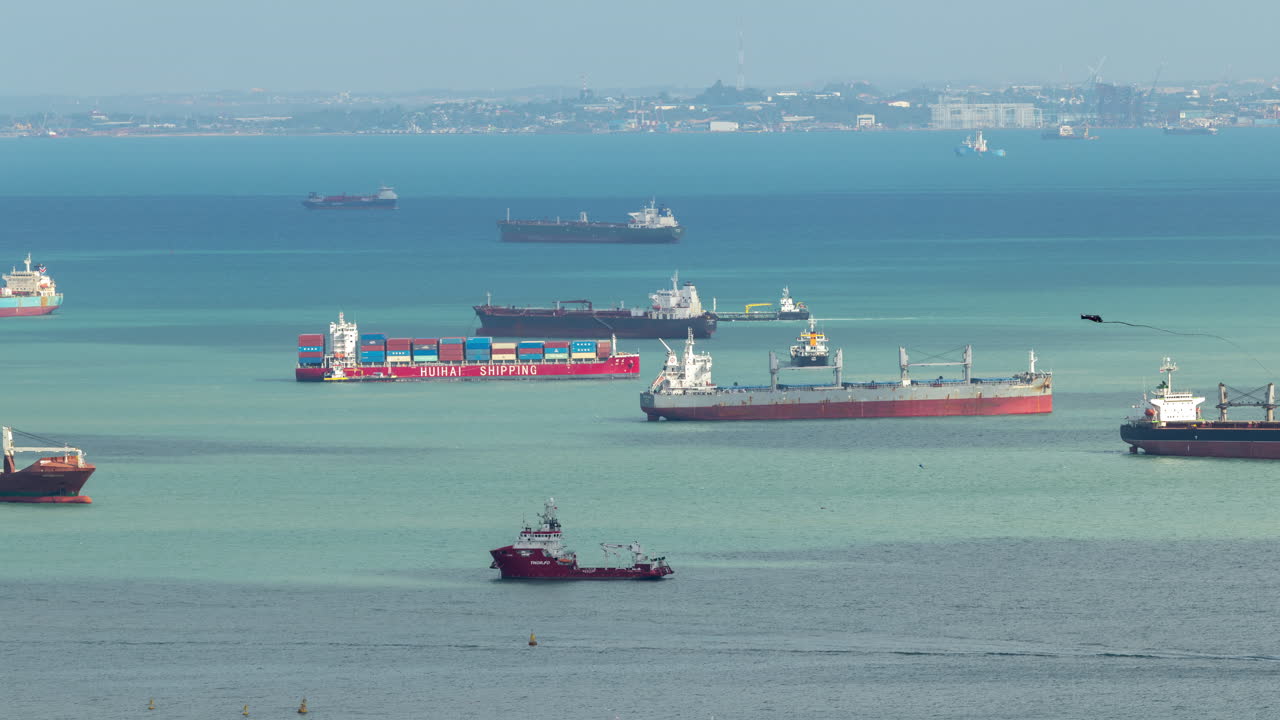 container ships waiting in singapore