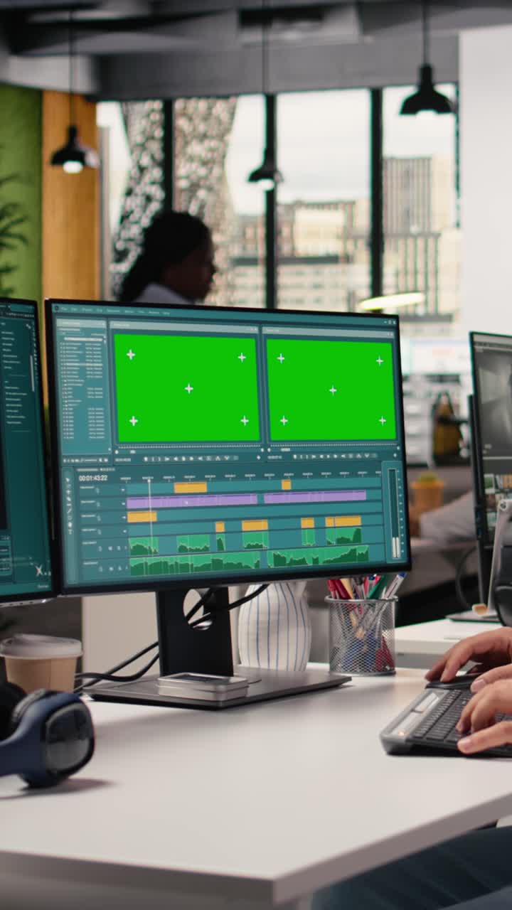 Video verticale Green Screen con AI generativa Text To Video e filmati della superficie di Marte.