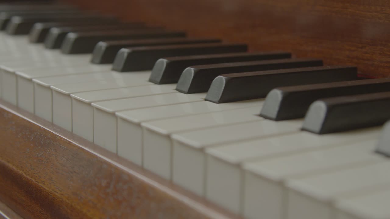 그랜드 피아노 건반 클로즈업