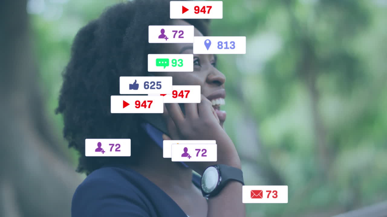 hablando por teléfono, mujer rodeada de notificaciones de redes sociales animación