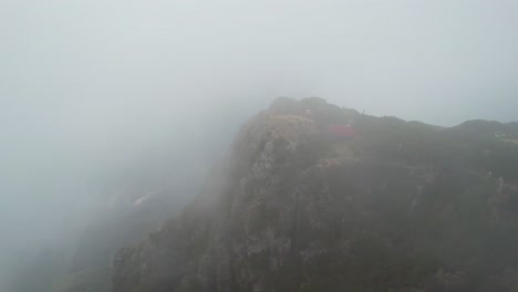 Aerial,-Foggy-mountain-tops-in-Mirador-Cuatro-Palos,-Queretaro,-Mexico