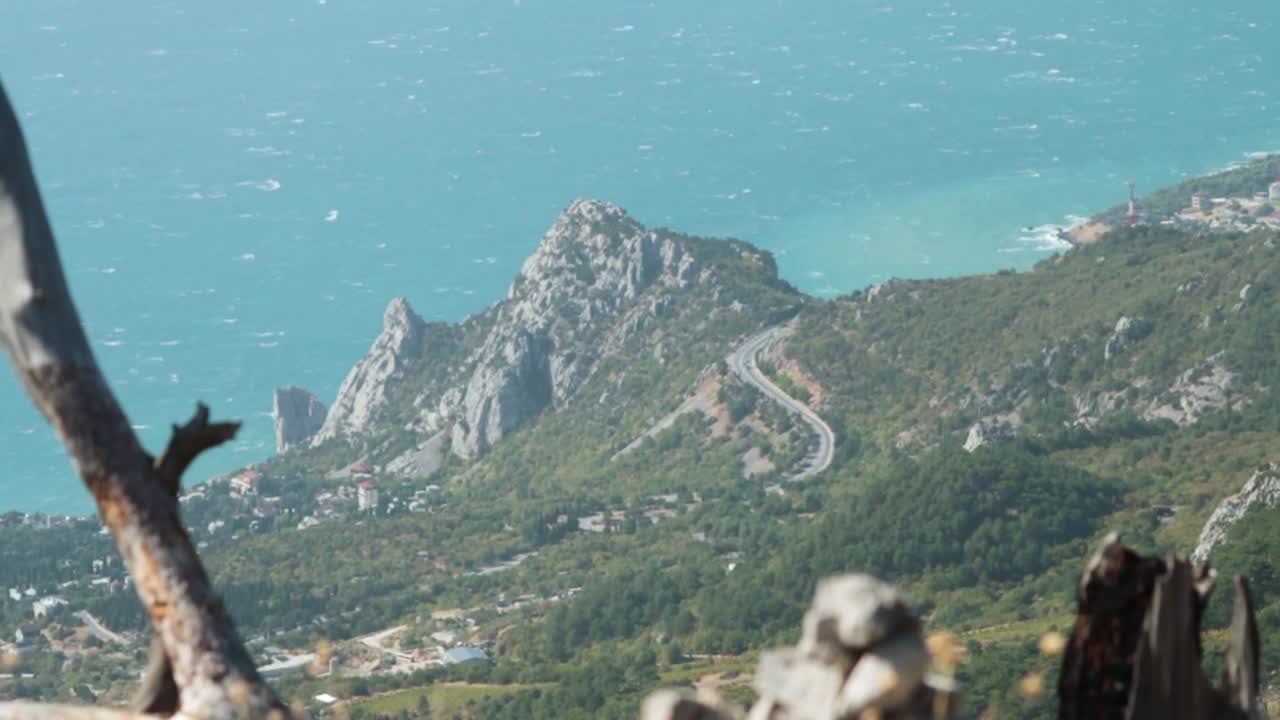 해안 도로 의 산악 풍경