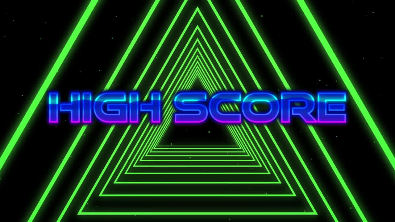 animación de texto de alta puntuación sobre triángulos de neón sobre fondo negro.