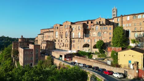 impresionante vista aérea desde arriba vuelo ciudad medieval de siena toscana italia