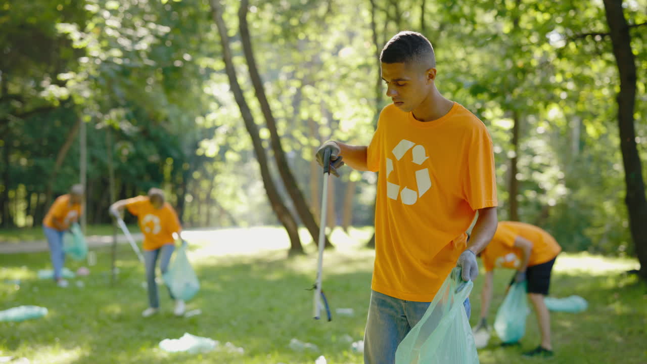 Volunteers Cleaning Up Park