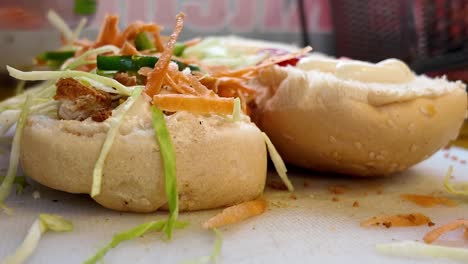 making a delicious chicken sandwich