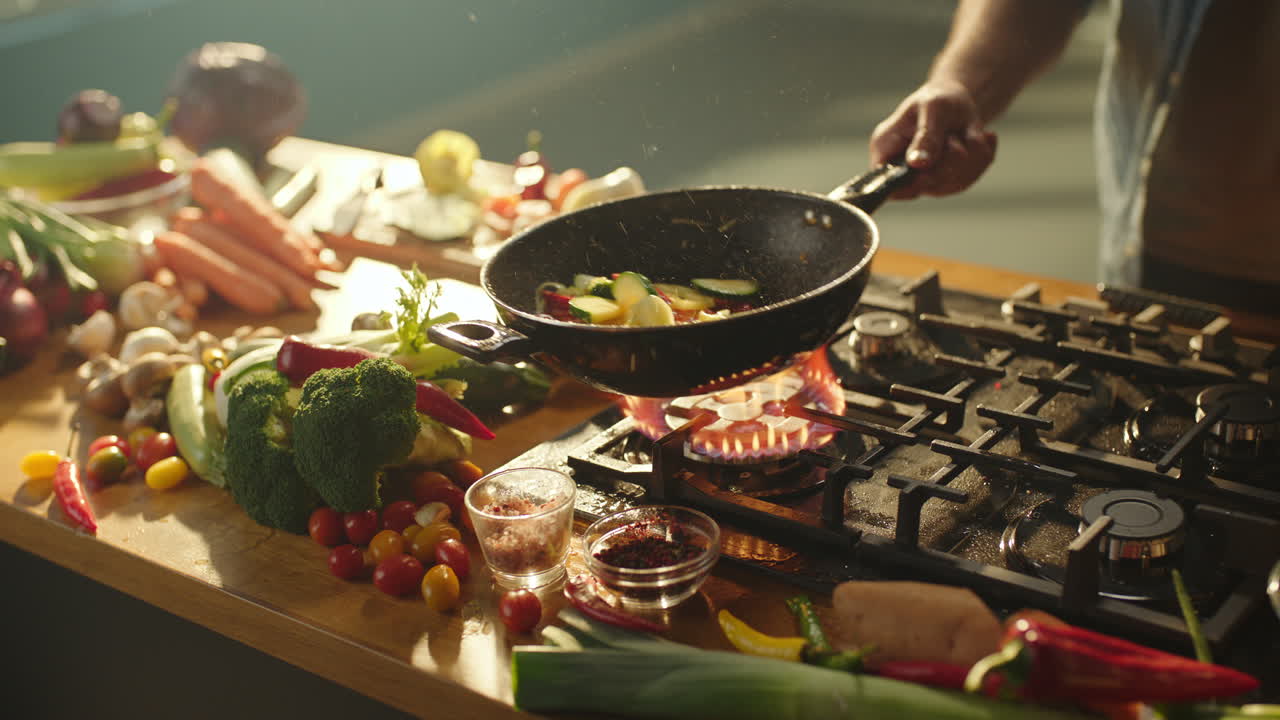 cocción de verduras salteadas