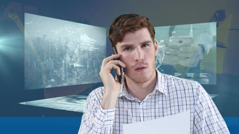 animación de un hombre de negocios hablando en un teléfono inteligente sobre el procesamiento de datos en pantallas