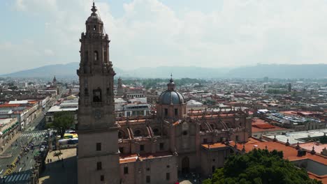 catedral de morelia vista desde un drone