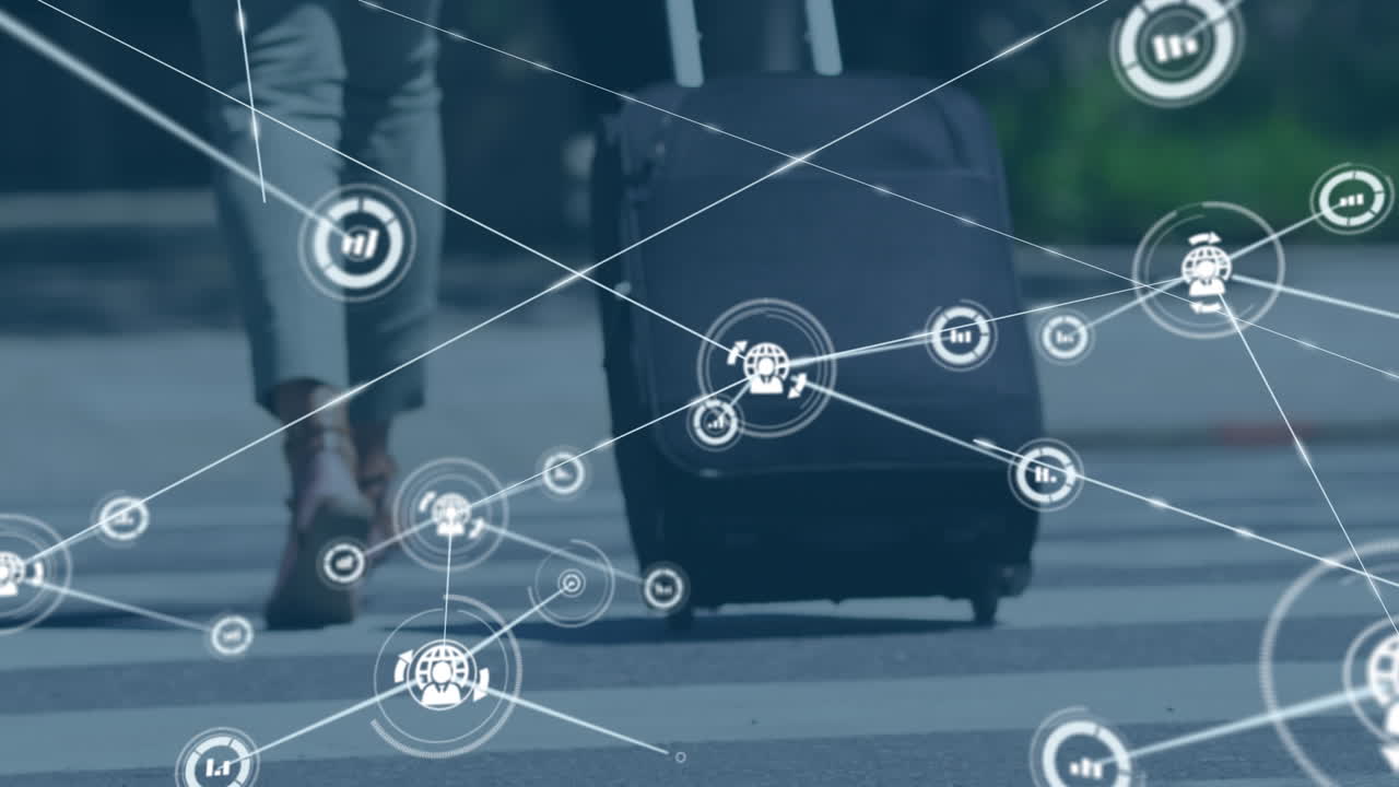 animación de la red de conexiones con iconos sobre mujer caucásica con maleta