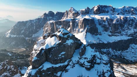 Paso-De-Montaña-En-Los-Dolomitas