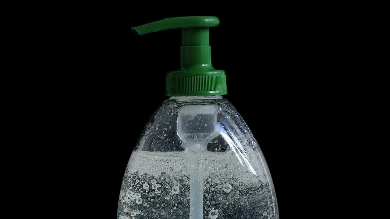 프 병에 비누 거품이 상승