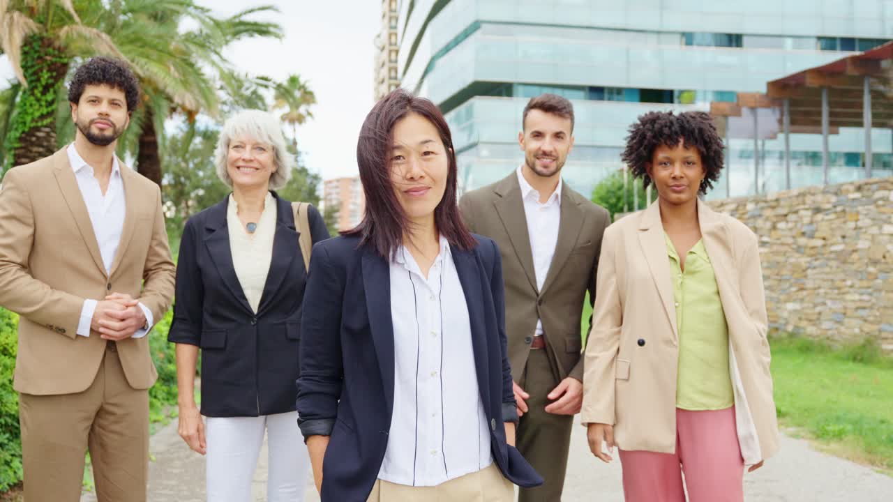 equipo de negocios diverso