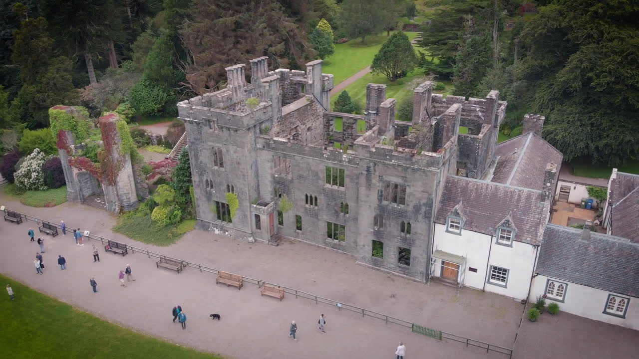 스코틀랜드 성의 폐허