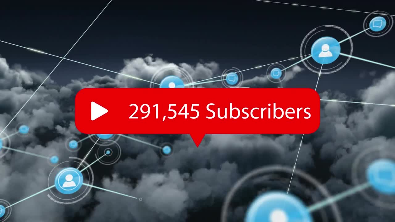 어두운 하늘의 구름 위에서 소셜 미디어 알림 및 통신 네트워크의 애니메이션