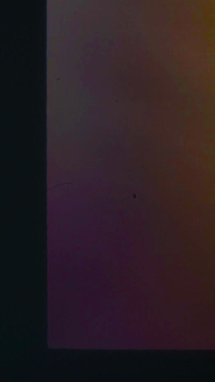Perdite di luce astratte e transizioni di colore dinamiche.