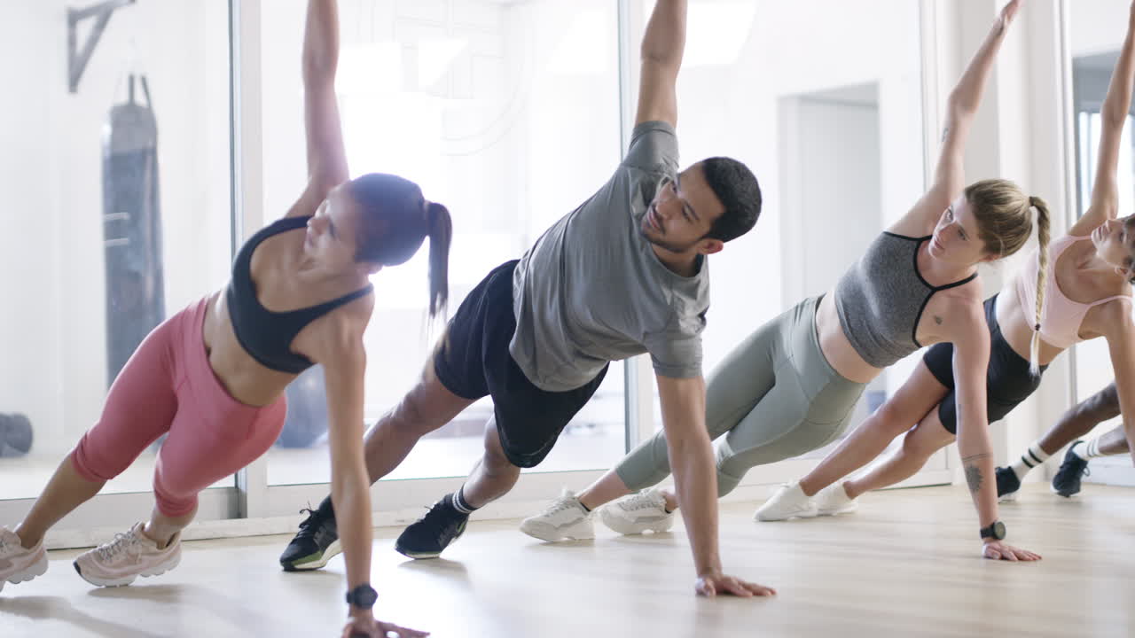 그 모든 근육을 목표로 하는 가장 좋은 운동