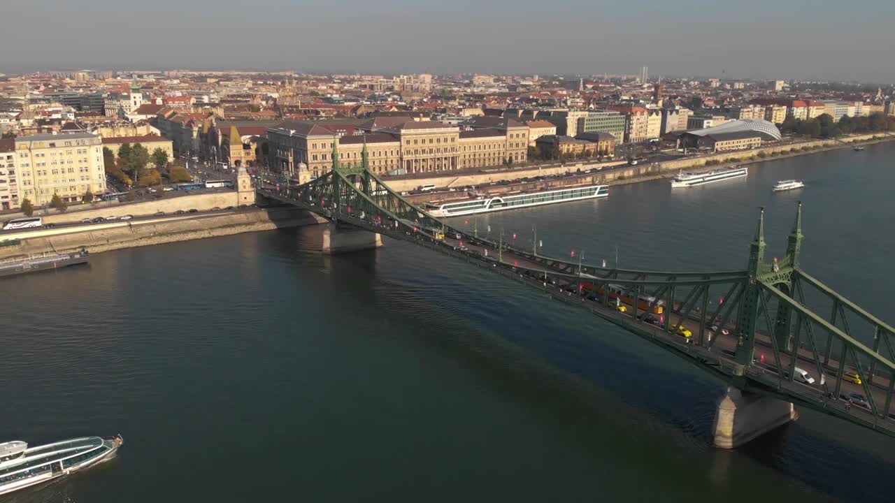 Aerial video of Liberty Bridge in Budapest, Hungary