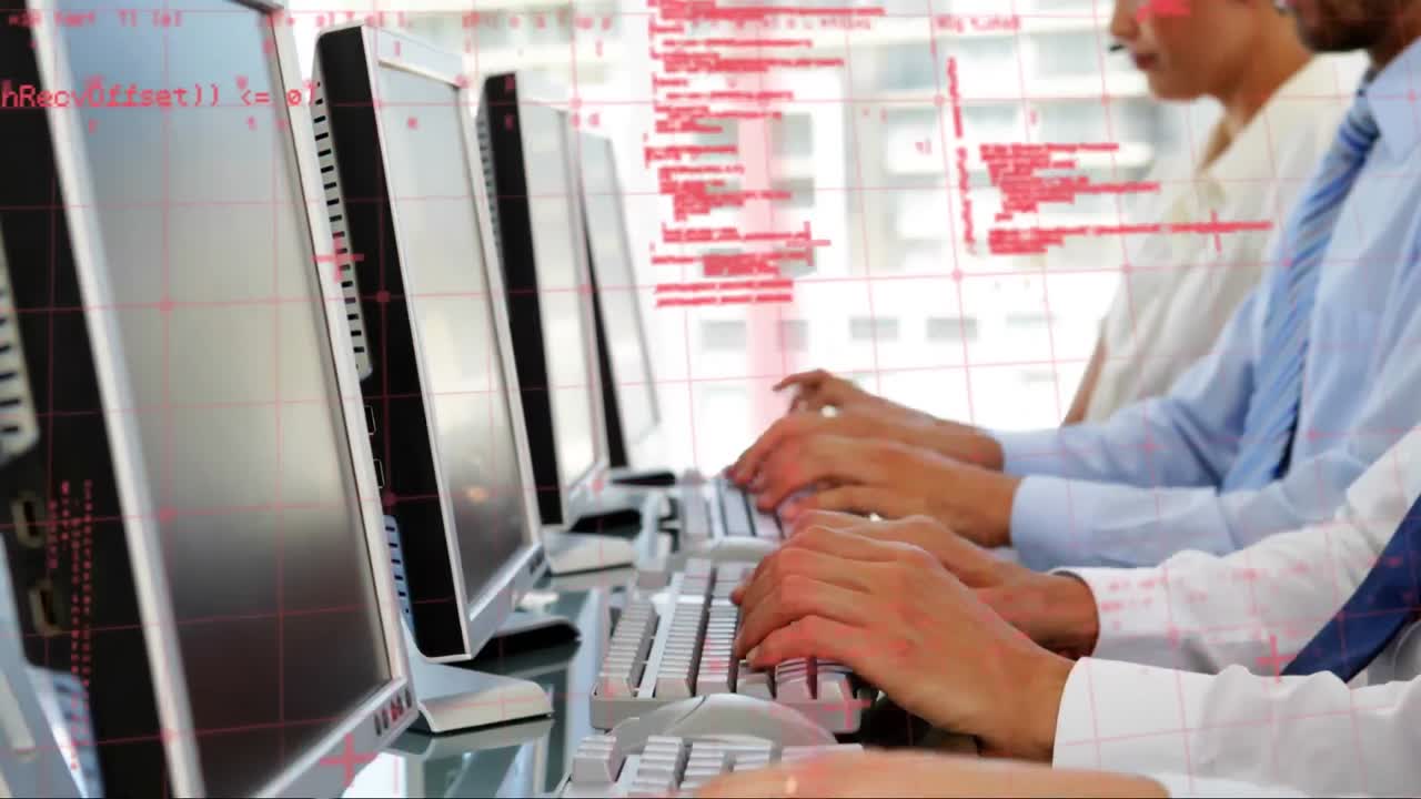 animación del procesamiento de datos financieros sobre personas que llevan auriculares de teléfono