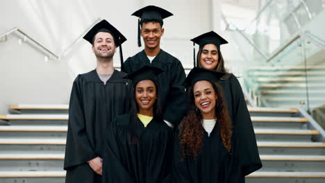 estudiantes felices, graduación
