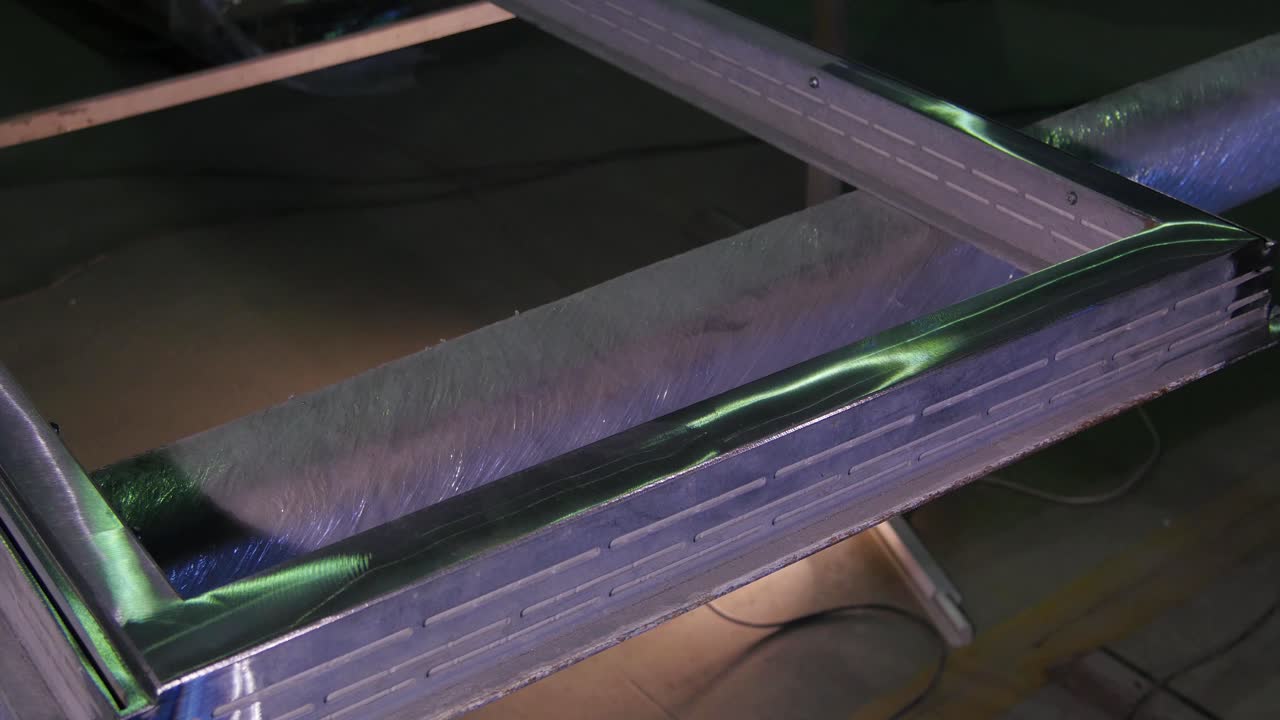 금속 프레임 제조 과정