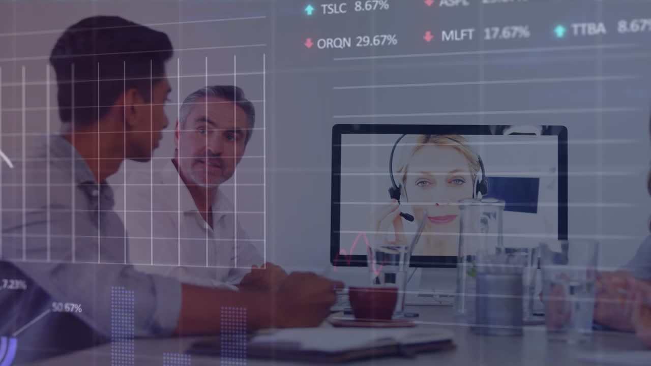 animación del procesamiento de datos del mercado de valores en diversos colegas que tienen una videoconferencia en la oficina