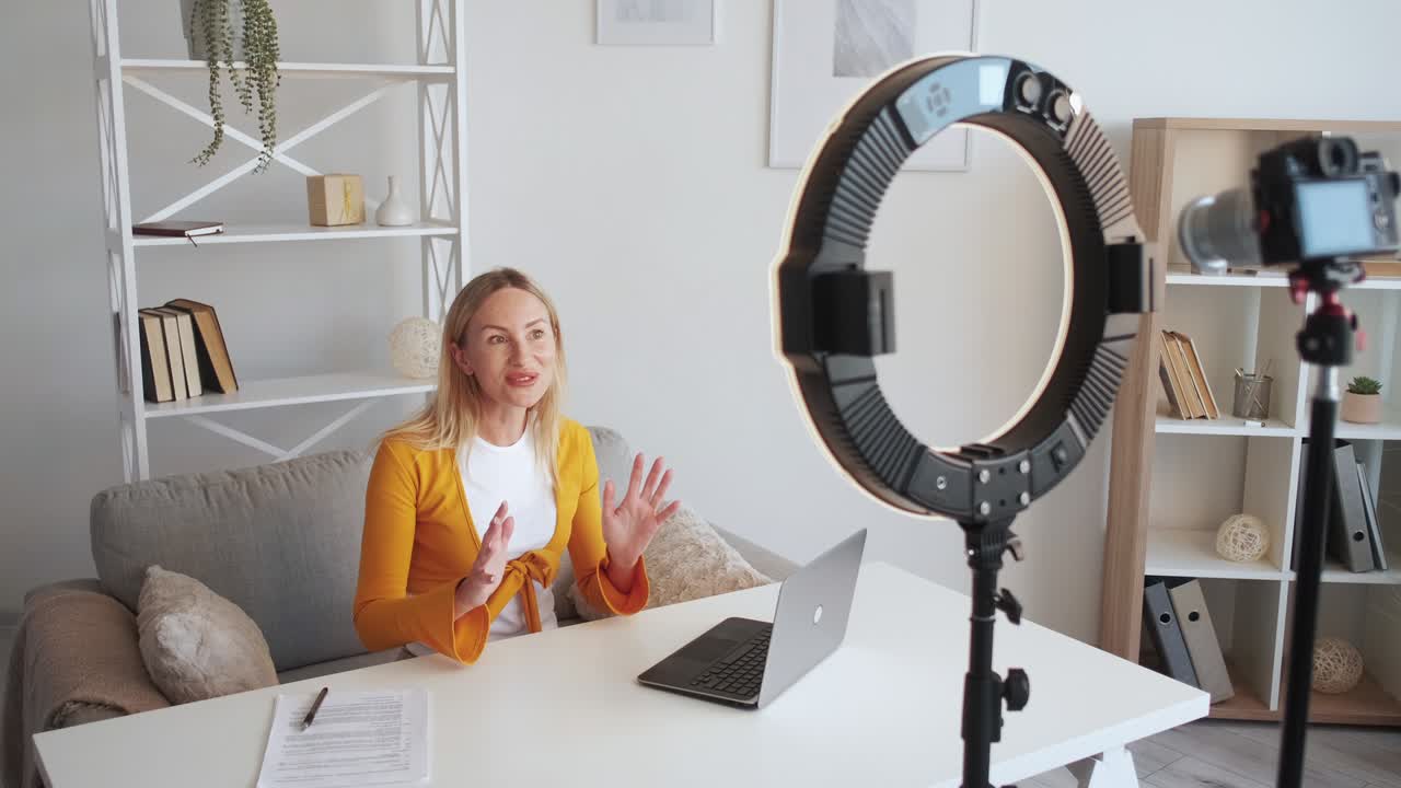 video de la lección de la maestra de la lengua