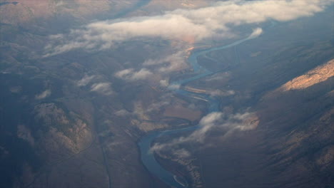 Hoch-Fließend:-Der-Fraser-River-Zwischen-Coquihalla-Riesen