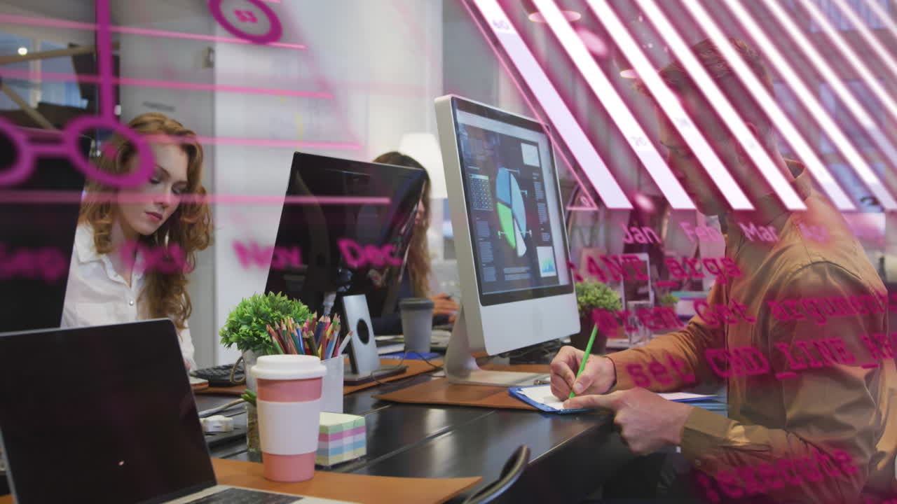 animación de procesamiento de datos estadísticos contra el hombre caucásico tomando notas en la oficina