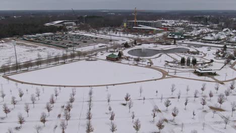 Día-De-Nieve-En-Bentonville,-Arkansas-Orchard-Park