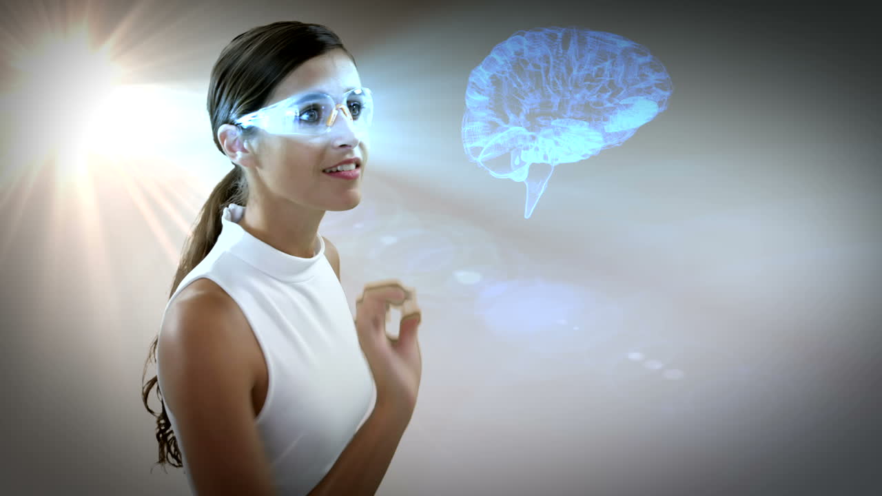 mujer de negocios con gafas futuristas