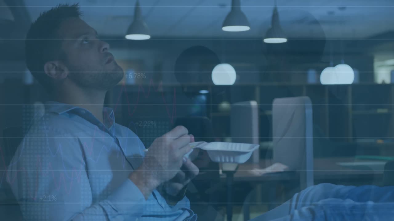 사무실에서 먹고 일하는 다양한 사업가들에 대한 데이터 처리의 애니메이션