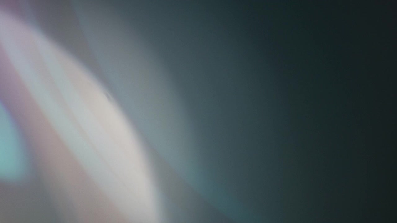 Light leaks recorded using real spherical lens and lens whacking technique