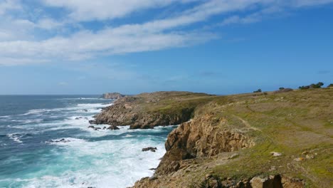 Einsamer-Strand,-Doniños-Strand-In-Ferrol-–-Blick-Auf-Die-Klippen