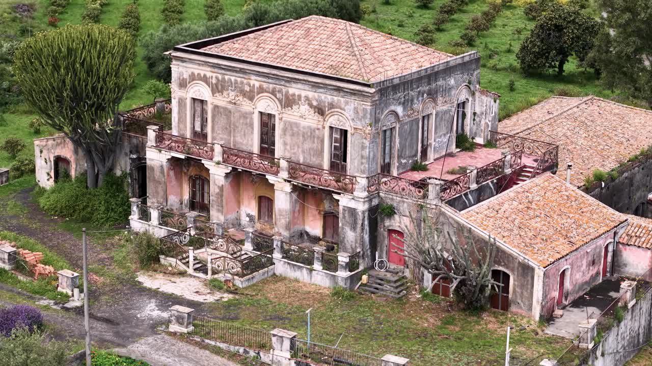 Historic Sicilian house in The Godfather movie, serene, vintage feel