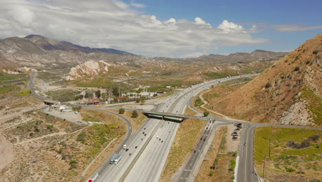 Die-I-15-Von-Los-Angeles-Nach-Las-Vegas,-In-Der-Nähe-Von-Phelan