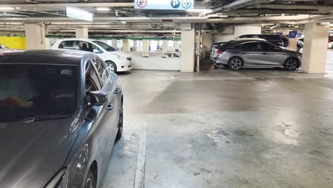 estacionamiento subterráneo