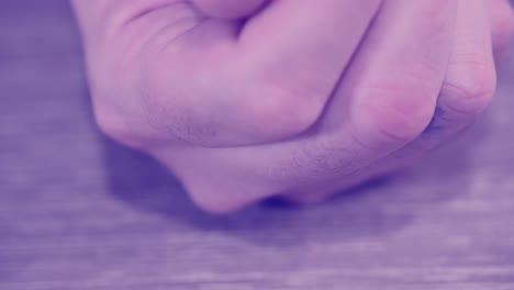 un puñado de píldoras azules, receta para problemas