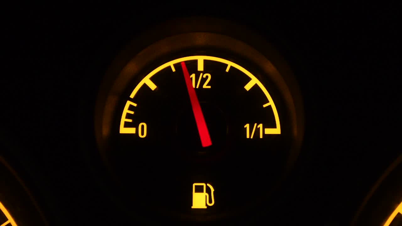 가이드. 바늘 움직이는 연료