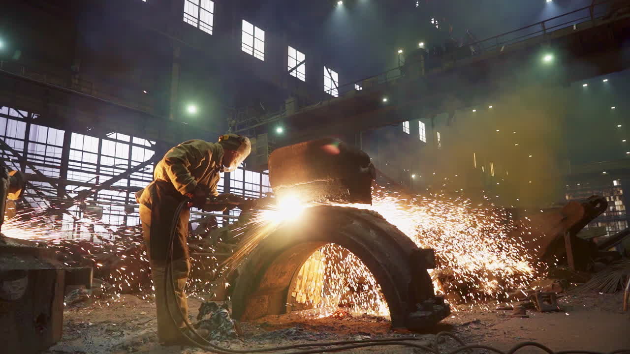 Metal Cutting in a Factory