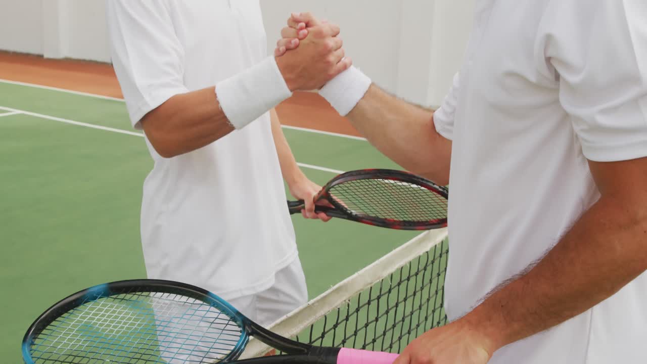 Tennis players shaking hands