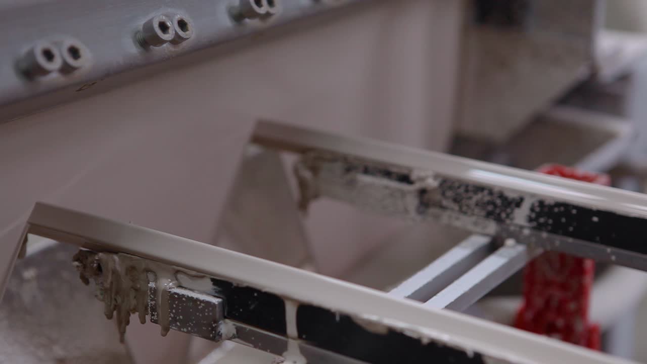 Making ceramic tiles in a modern factory