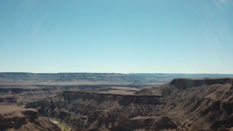 Fish-River-Canyon-In-Namibia,-Afrika-Luftdrohnenaufnahme